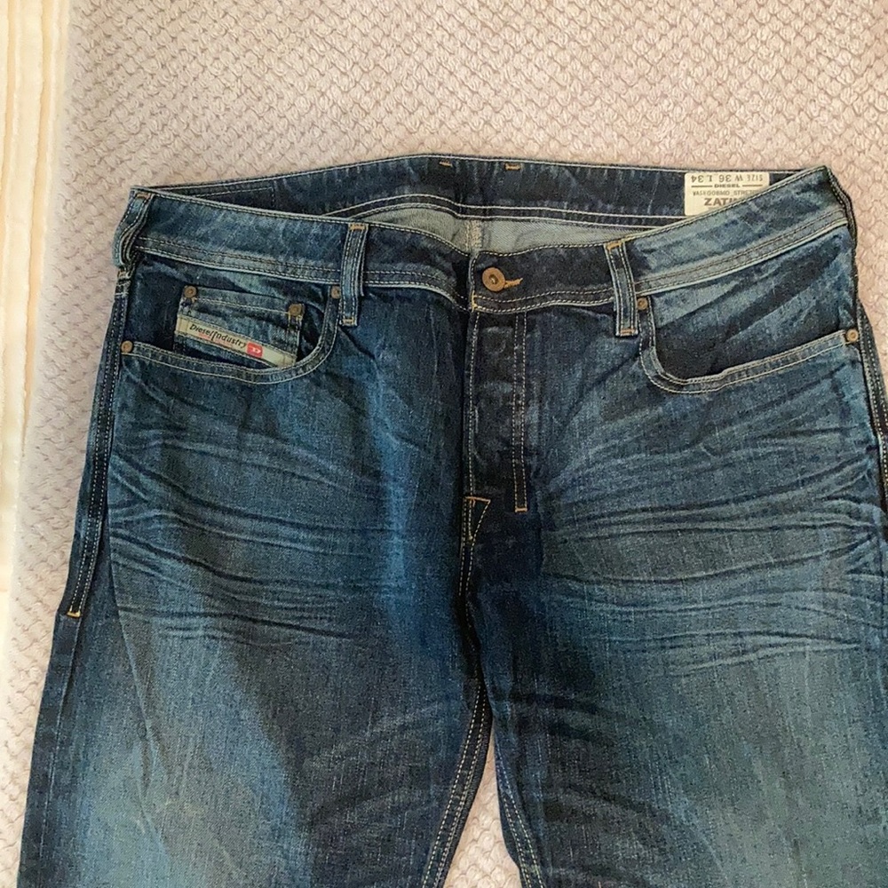 Diesel jeans Zatiny model.Size 34/34 & 36/34.